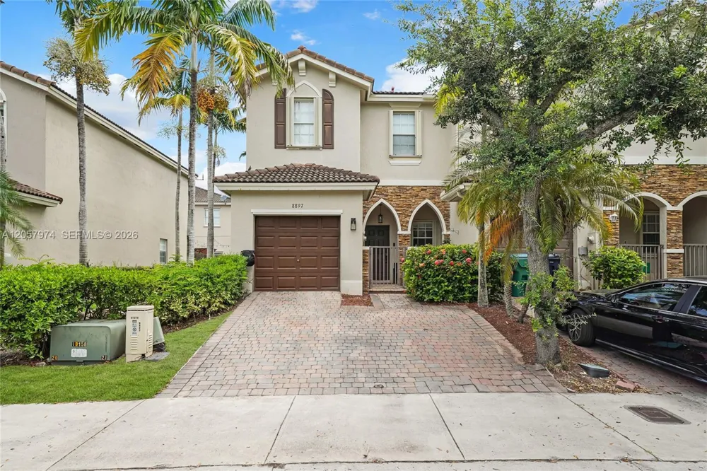 8897 SW 225th St Cutler Bay, FL 33190