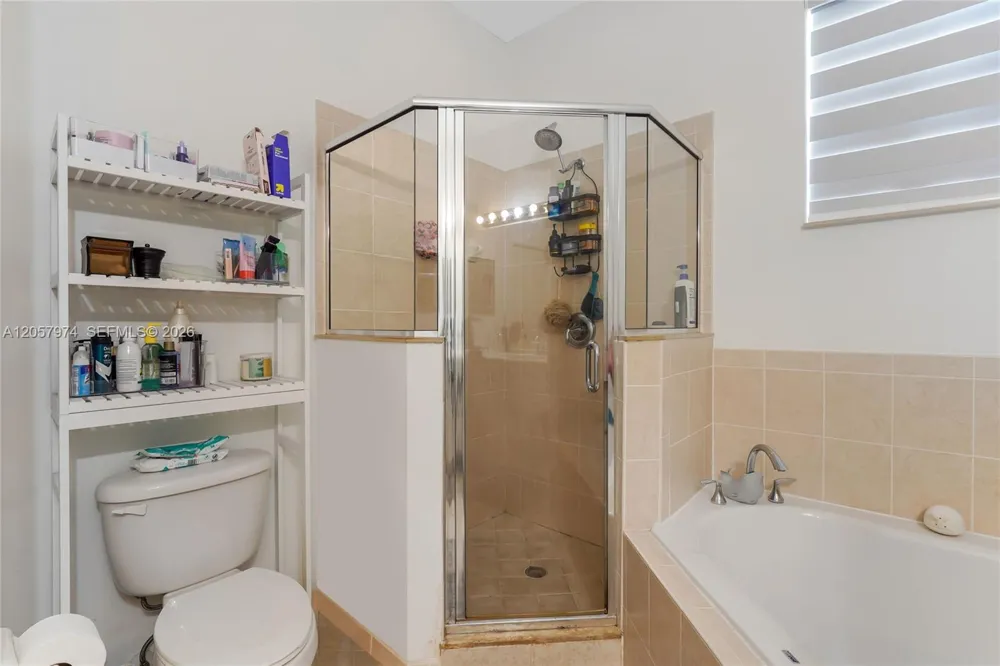 8897 SW 225th St Cutler Bay, FL 33190
