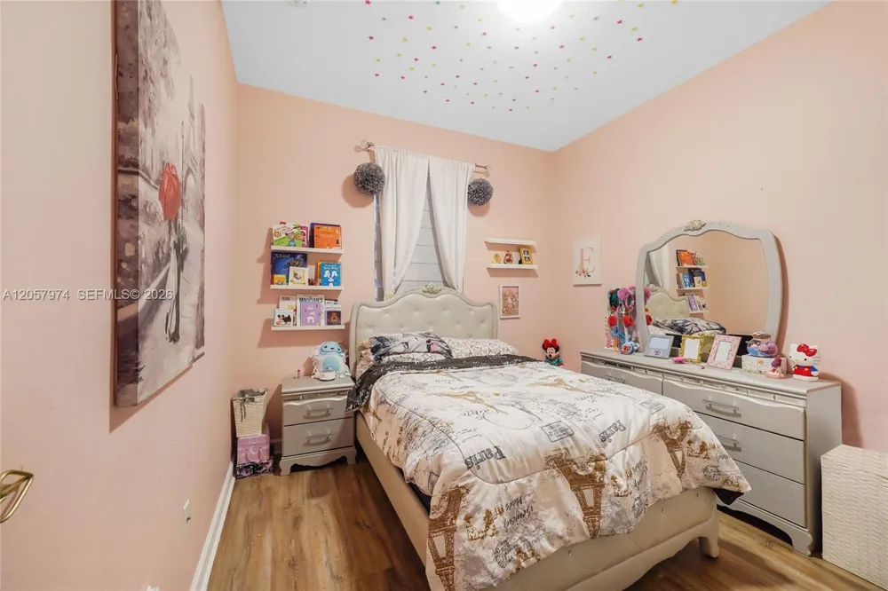 8897 SW 225th St Cutler Bay, FL 33190