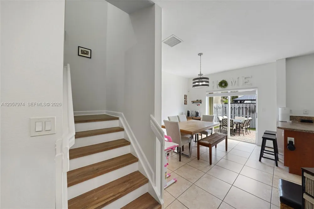 8897 SW 225th St Cutler Bay, FL 33190