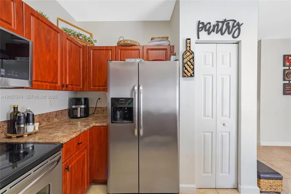 8897 SW 225th St Cutler Bay, FL 33190