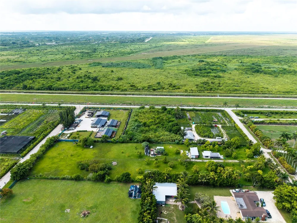 16650 SW 208th  St Miami, FL 33187