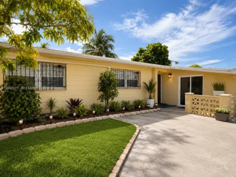 13540 NW 17th Ave ##