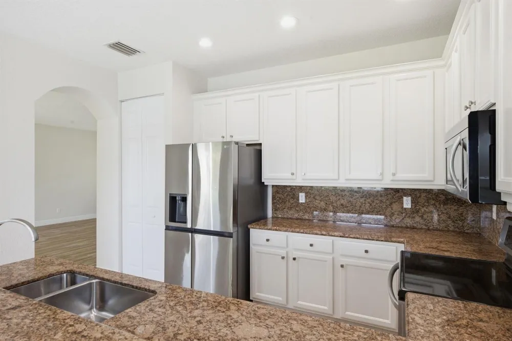 8895 CHESTNUT RIDGE WAY Boynton Beach, FL 33473