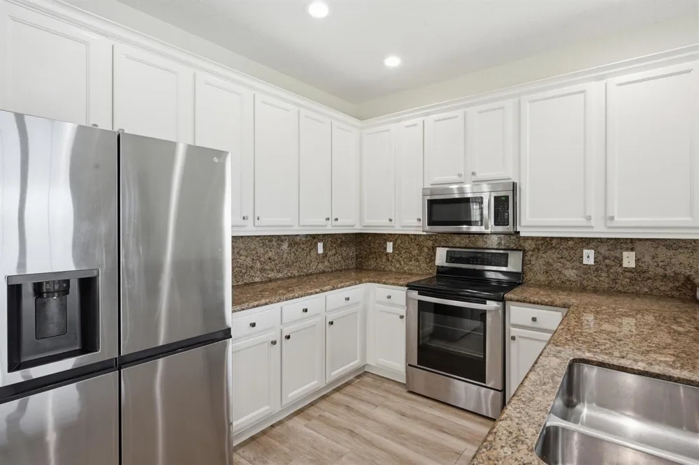 8895 CHESTNUT RIDGE WAY Boynton Beach, FL 33473