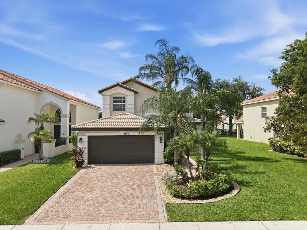 8895 CHESTNUT RIDGE WAY Boynton Beach, FL 33473