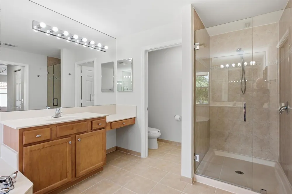 8895 CHESTNUT RIDGE WAY Boynton Beach, FL 33473