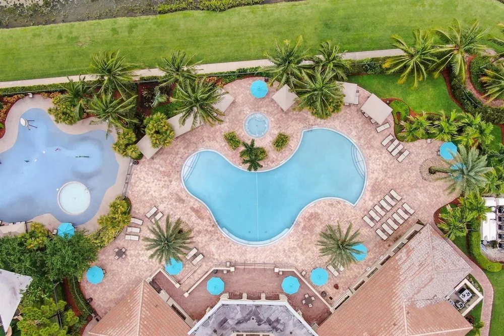 8895 CHESTNUT RIDGE WAY Boynton Beach, FL 33473