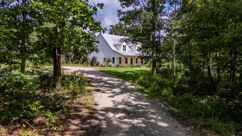 77 Oakwood Ave