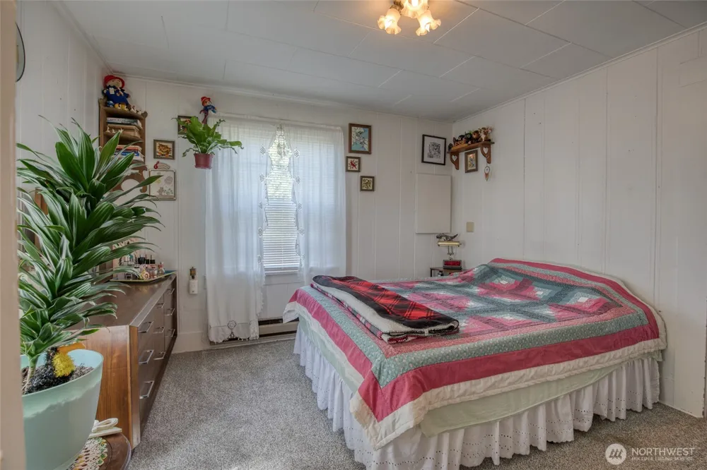 1021 W Stockwell Street Aberdeen, WA 98520