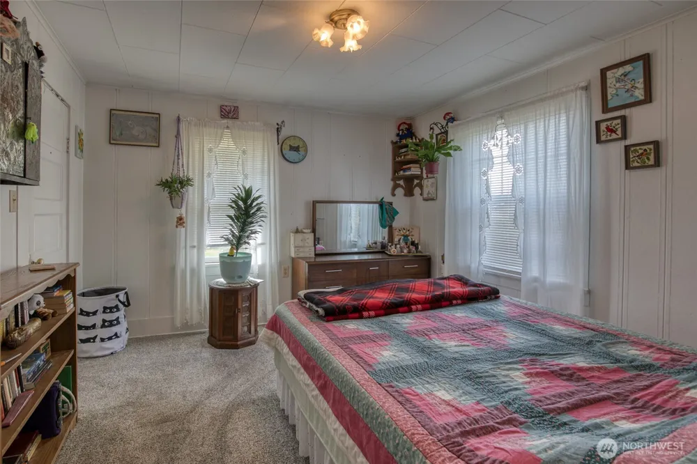 1021 W Stockwell Street Aberdeen, WA 98520