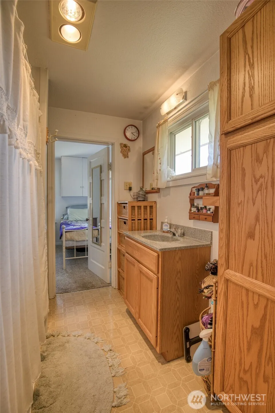 1021 W Stockwell Street Aberdeen, WA 98520