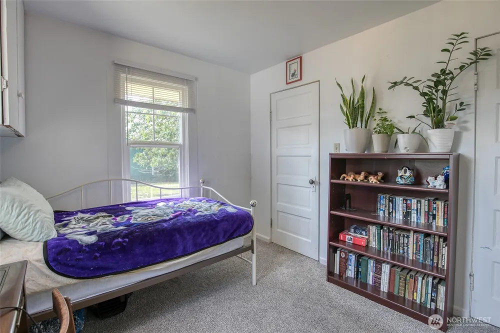 1021 W Stockwell Street Aberdeen, WA 98520