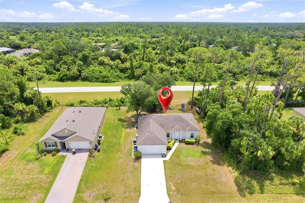 5724 BANNOCK CIRCLE North Port, FL 34288