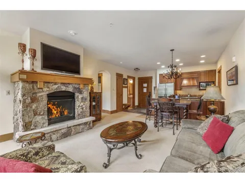 280 Trailhead Drive #3007