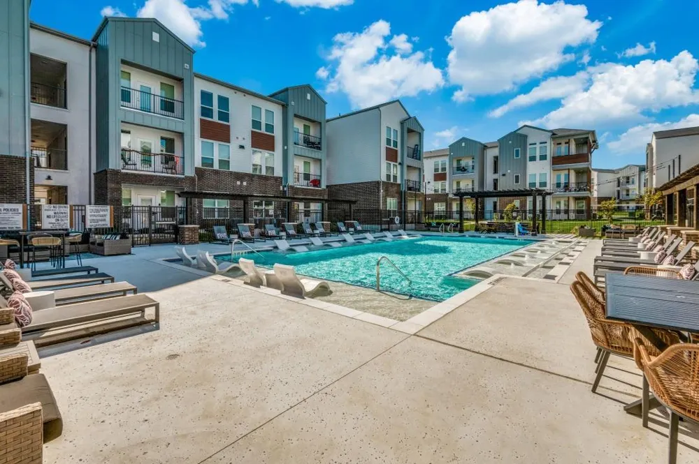 2201 Creekview Drive #1124 Waco, TX 76711
