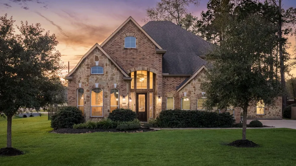 28503 Riverside Crest Lane Huffman, TX 77336