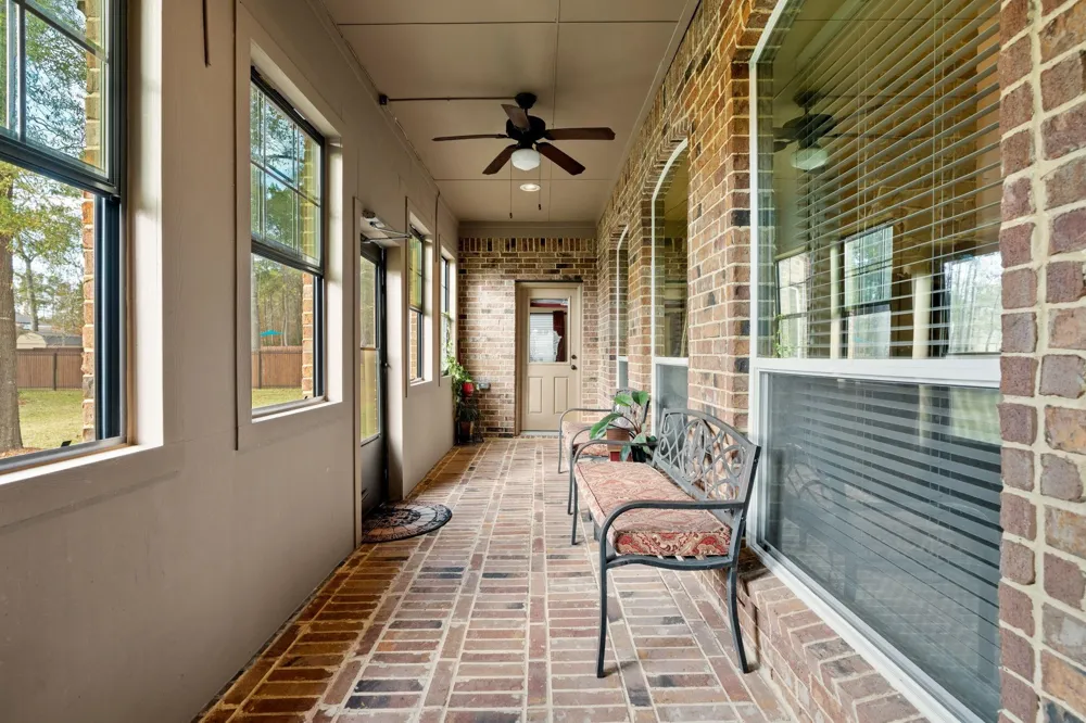 28503 Riverside Crest Lane Huffman, TX 77336