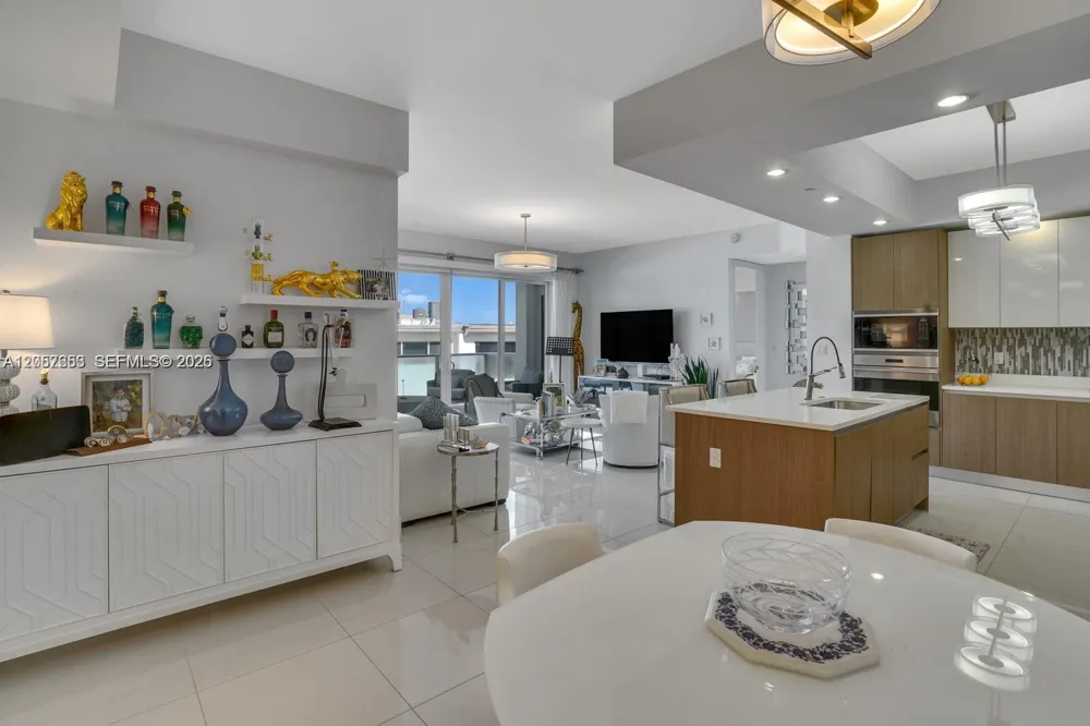 1200 Hillsboro Mile #1303 Hillsboro Beach, FL 33062