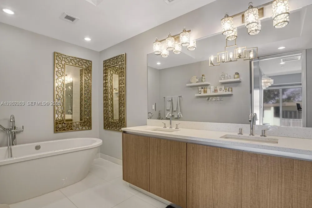 1200 Hillsboro Mile #1303 Hillsboro Beach, FL 33062