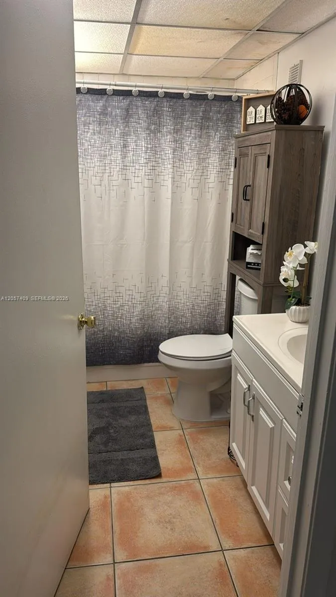 10000 NW 80th Ct #2357 Hialeah Gardens, FL 33016
