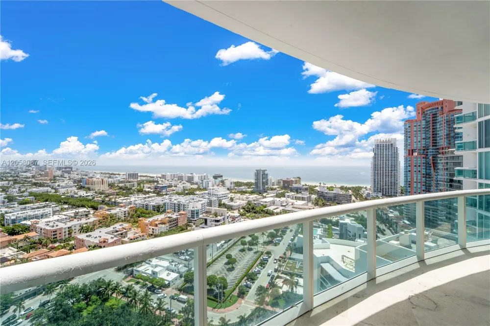 1000 S Pointe Dr #2501 Miami Beach, FL 33139
