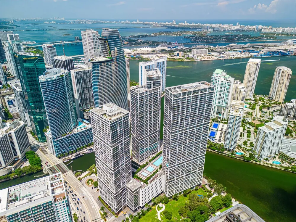 475 Brickell Ave #5013 Miami, FL 33131