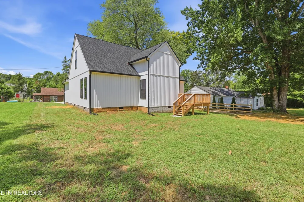 211 Shipe Rd Powell, TN 37849