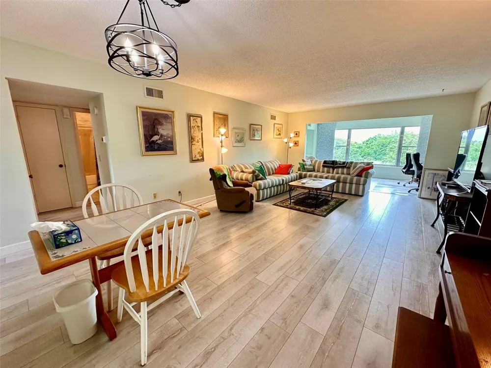 2460 FRANCISCAN DRIVE #76 Clearwater, FL 33763