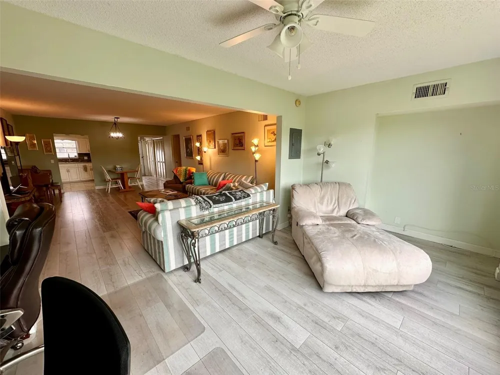 2460 FRANCISCAN DRIVE #76 Clearwater, FL 33763