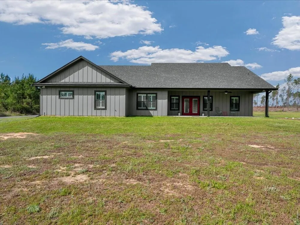 1105 Cc Road Diboll, TX 75941
