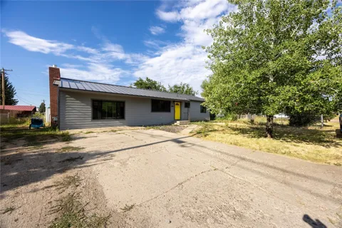 661 W Washington
