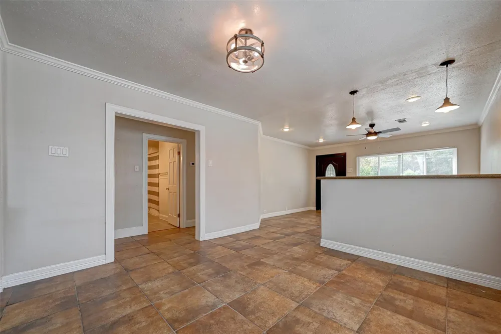 817 Eleanor Street Houston, TX 77009
