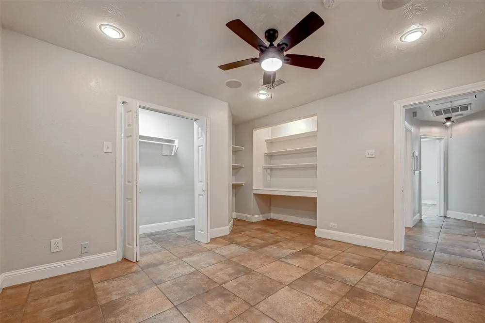 817 Eleanor Street Houston, TX 77009