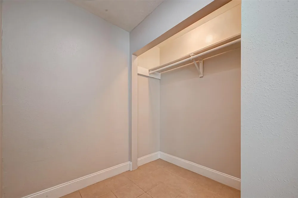 817 Eleanor Street Houston, TX 77009