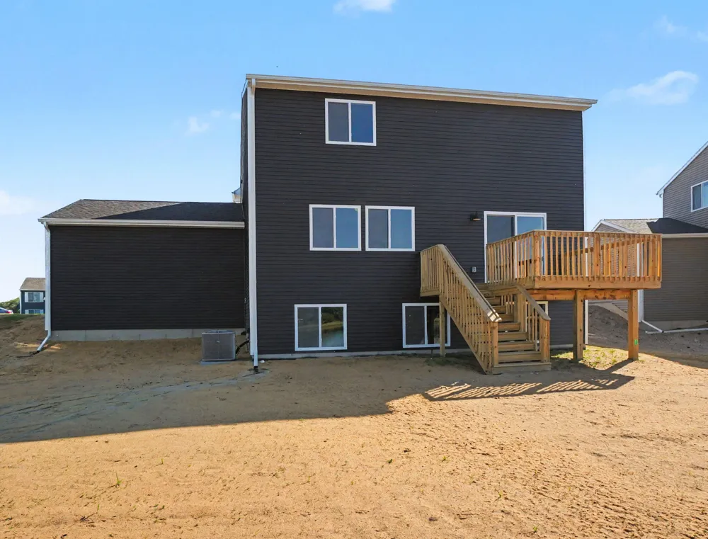 13736 Oasis Avenue Holland, MI 49424