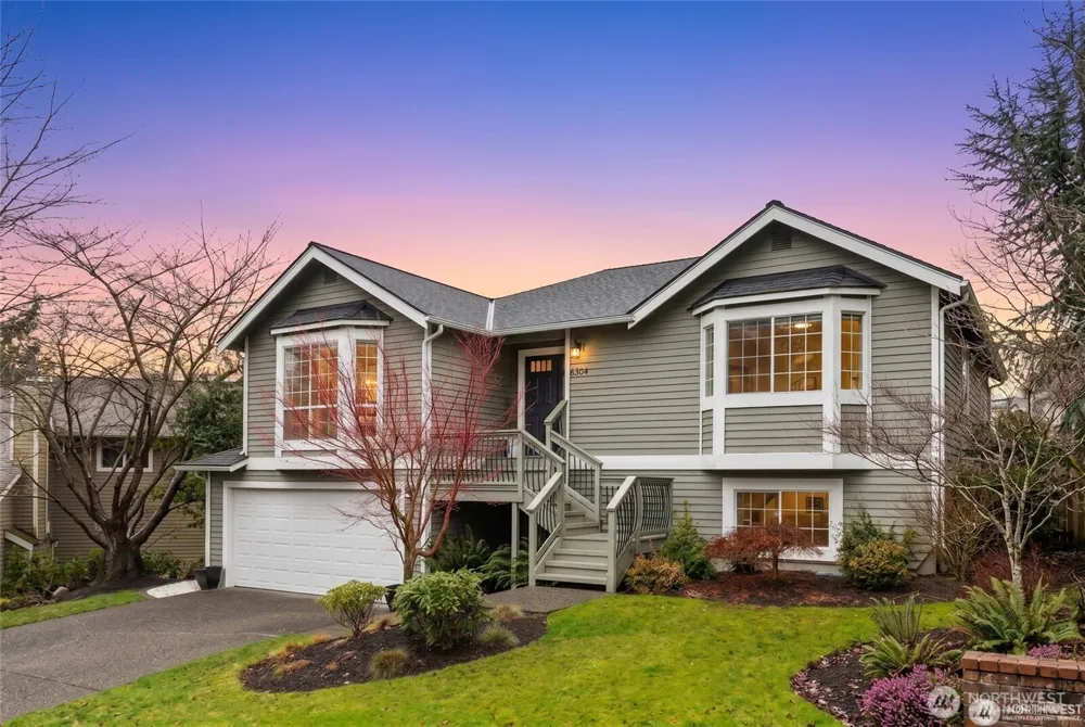 6304 110th Avenue NE Kirkland, WA 98033