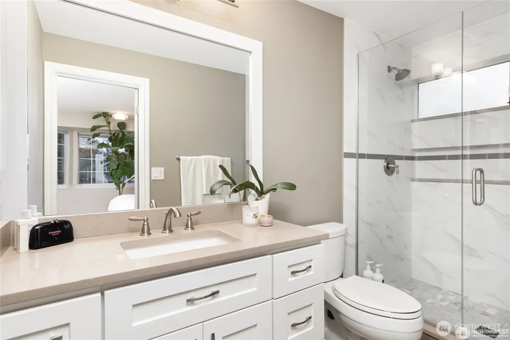 6304 110th Avenue NE Kirkland, WA 98033