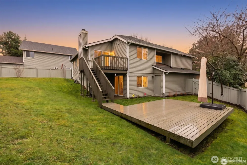 6304 110th Avenue NE Kirkland, WA 98033