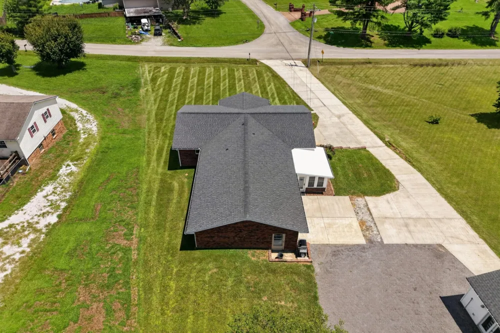 225 Westgate Dr Baxter, TN 38544