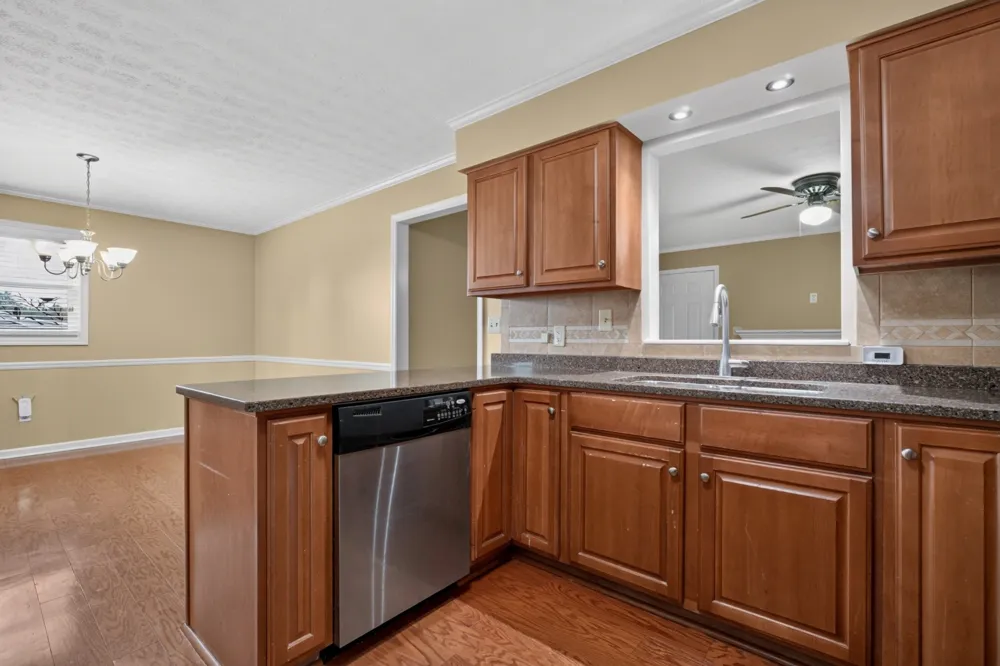 225 Westgate Dr Baxter, TN 38544