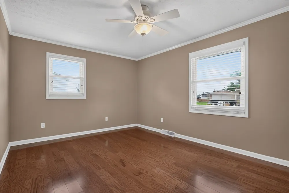 225 Westgate Dr Baxter, TN 38544