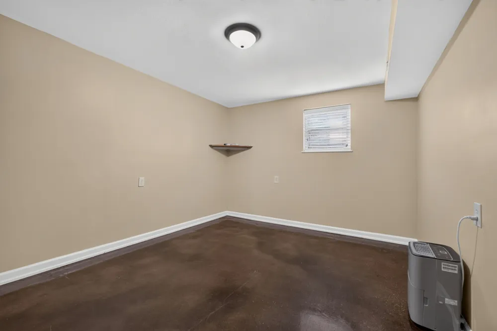 225 Westgate Dr Baxter, TN 38544
