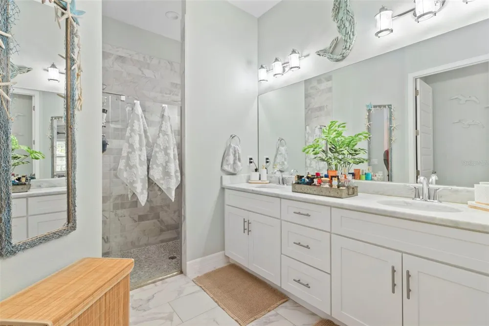 5418 56TH COURT E Bradenton, FL 34203
