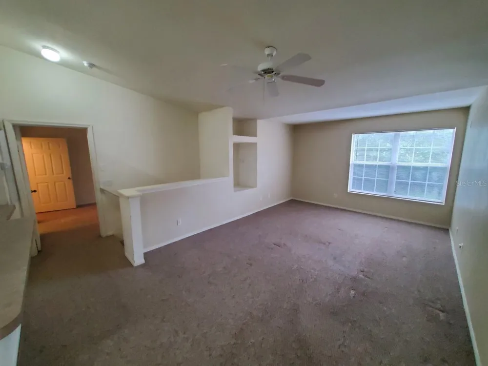 5903 WILLOW RIDGE DRIVE #203 Zephyrhills, FL 33541