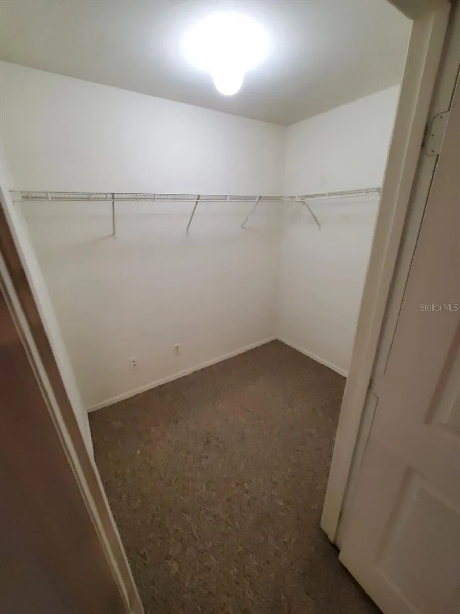 5903 WILLOW RIDGE DRIVE #203 Zephyrhills, FL 33541