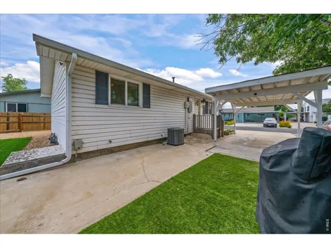 1502 Carmelita Court