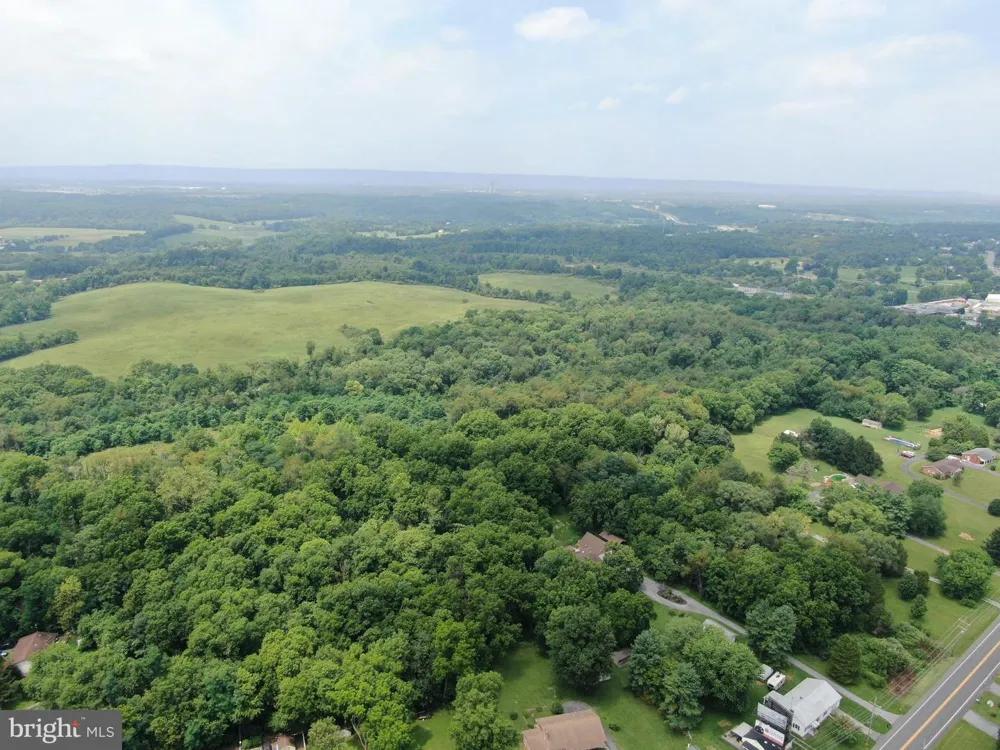 AT 212 ID VAN METRE ROAD Kearneysville, WV 25430