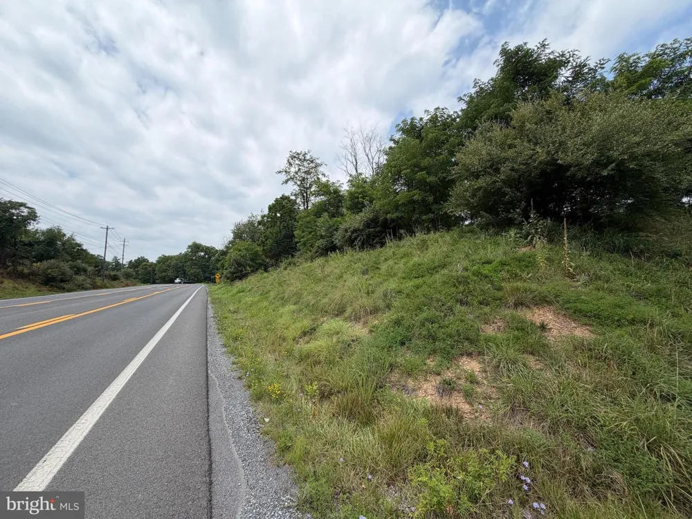 AT 212 ID VAN METRE ROAD Kearneysville, WV 25430
