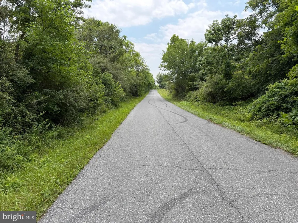 AT 212 ID VAN METRE ROAD Kearneysville, WV 25430